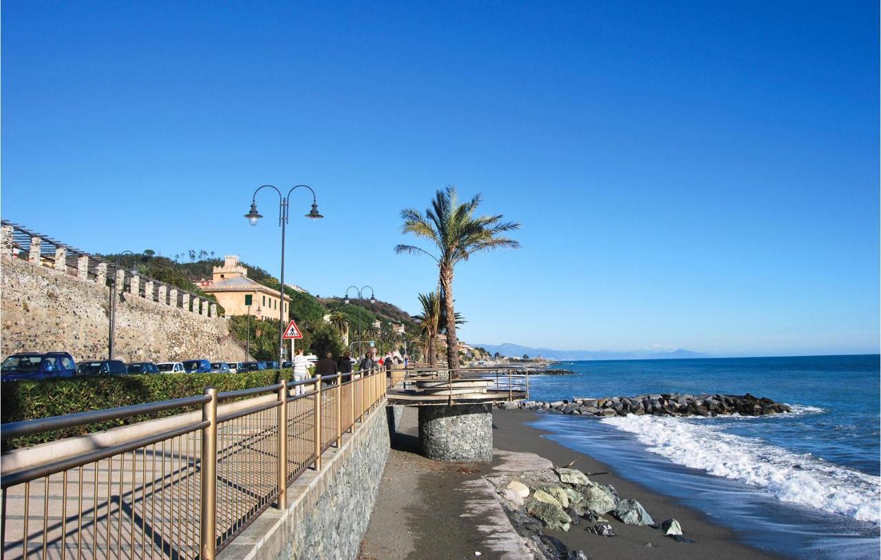 2 Bedroom Gorgeous Apartment In Bastia Di Альбенга Екстер'єр фото